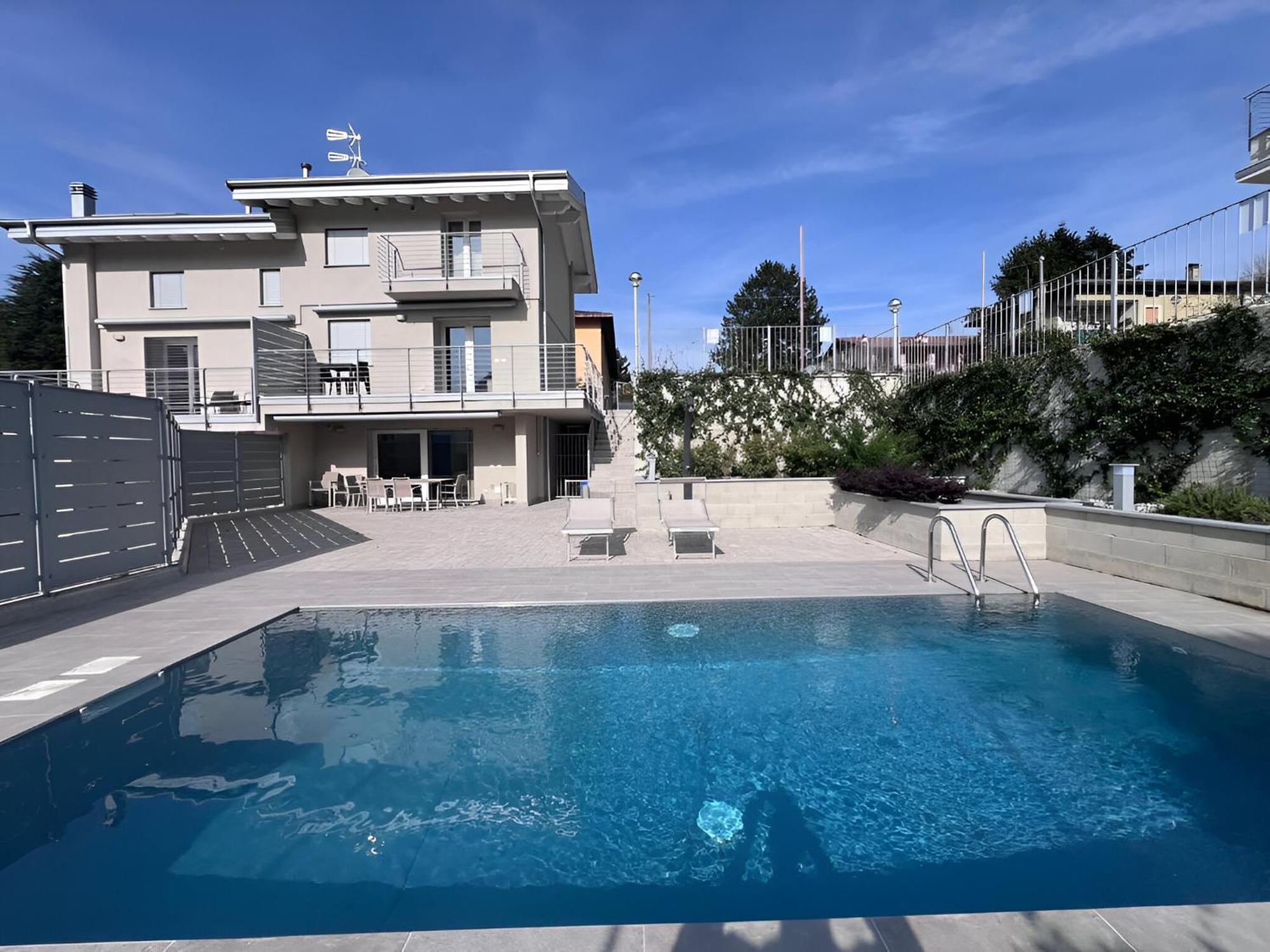 Villa Claudia With Private Pool Colico Exterior foto